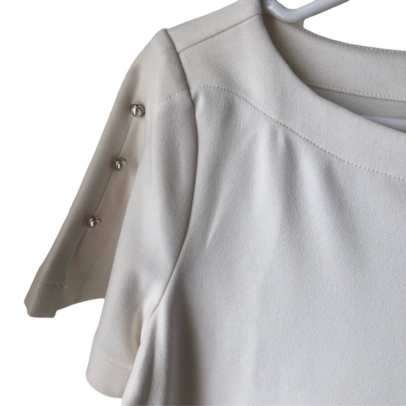 EUC Ann Taylor Short Sleeve Blouse -Size XS - Picture 3 of 8